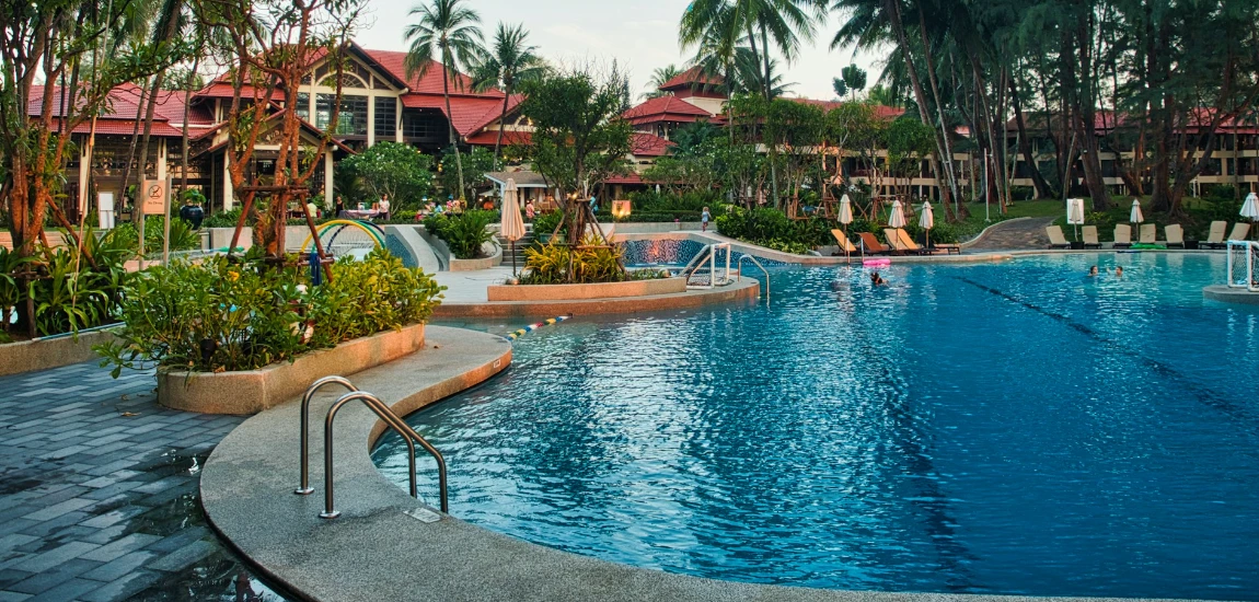 Beachfront Bliss: Best 5-Star Resorts in Dubai by the Sea