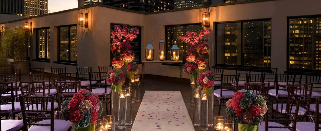 Best Luxury Hotel Rooftops in New York for Skyline Views and Cocktails