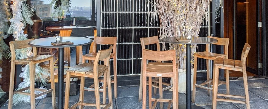 Best Luxury Hotel Rooftops in New York for Skyline Views and Cocktails