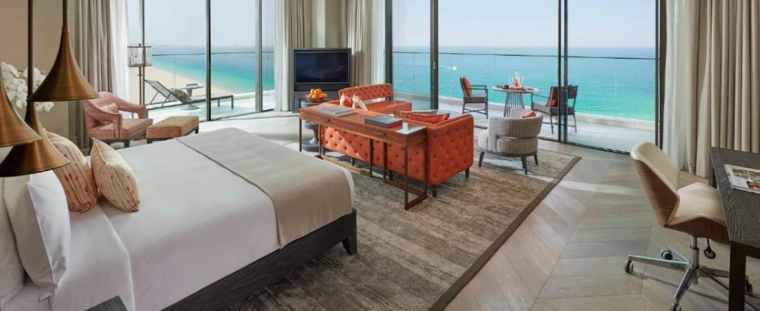 Beachfront Bliss: Best 5-Star Resorts in Dubai by the Sea